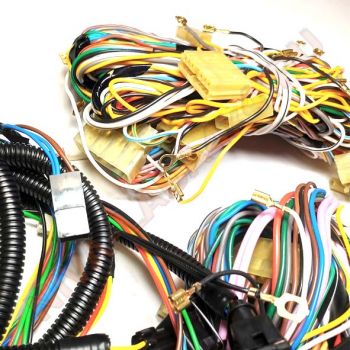 Жгут проводов НИВА 21213-3724030; 21213-3724010; 21213-3724210; 21213-3724026 (панель, салон, подкапотное, коммутаторный)  4 жгута