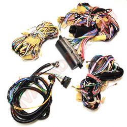 Жгут проводов НИВА 21213-3724030; 21213-3724010; 21213-3724210; 21213-3724026 (панель, салон, подкапотное, коммутаторный)  4 жгута